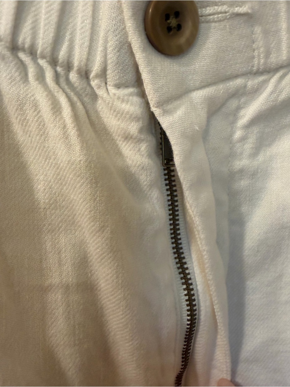 Men’s Tommy Bahama Size 2XLB White Linen-Blend Chinos with Elastic Waist - Picture 3 of 11